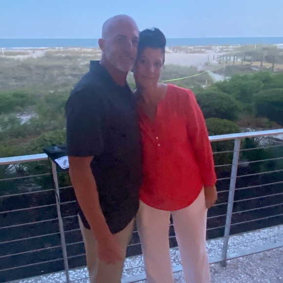 Meet your Posher, Debra - Picture 2 of 4